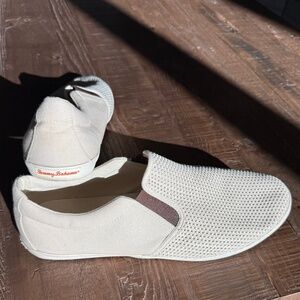 Off-white Tommy Bahama slip on men’s shoes